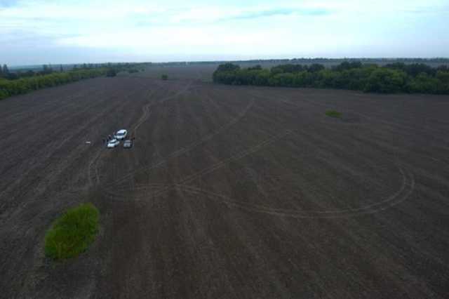 "Убили и закопали в поле": на Запорожье нашли пропавшего таксиста