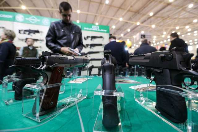 У Раді зареєстрували ще один проєкт закону про зброю