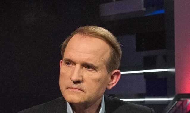 Медведчук срочно вылетел в Россию