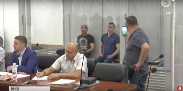 Справа розстрілів на Майдані: 5 ексберкутівцям продовжили запобіжний захід