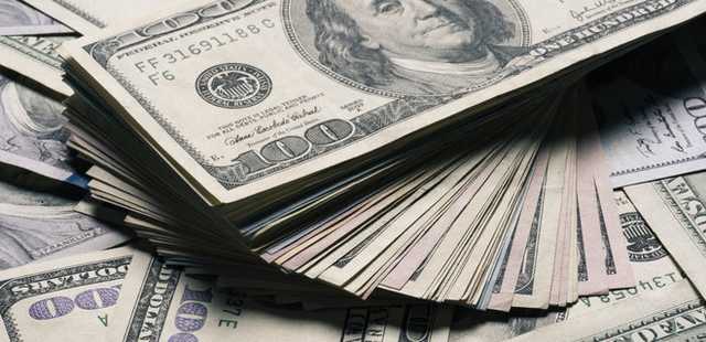 Финансисты объяснили, почему в Украине продолжает падать курс доллара
