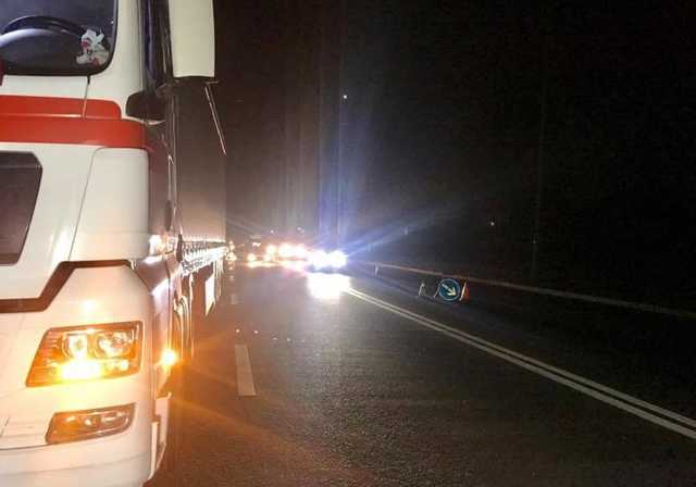 В Киеве фура раздавила пенсионера: фото ДТП