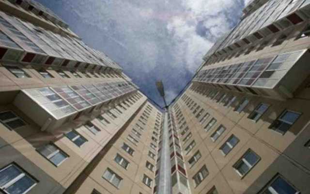 Подростки в Днепропетровской области выбросили из окна ребенка: подробности