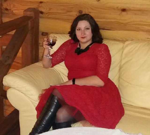 Уволили за фото в купальнике: история с воспитательницей на Ривненщине получила продолжение