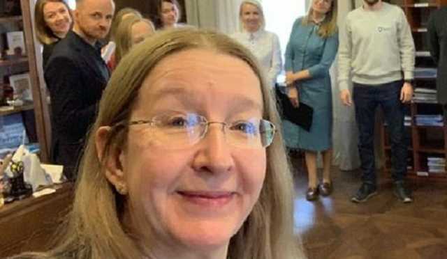 Зеленский ответил авторам петиции, требующим оставить Супрун главой Минздрава