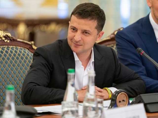 "А почему не на коленях, ребята?" Шрайк рассказал, как Зеленский обманул с импичментом