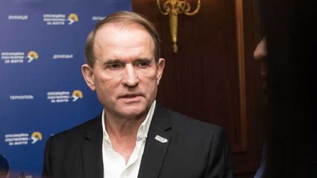 Коломойский заставил Медведчука скучать по Порошенко