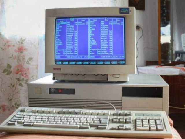 Под Одессой активисты попросили уволиться школьного учителя-сепаратиста