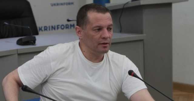 Сущенко продаст свои картины на аукционе: деньги пойдут на помощь политзаключенным