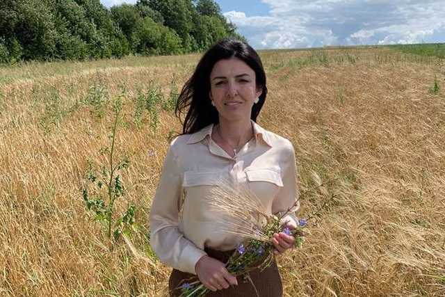 Ще один депутат із “Слуги народу” зізналася у кнопкодавстві