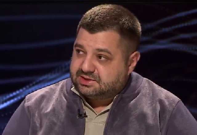 Смотрящий Порошенко Александр Грановский не возвращается в Украину уже почти месяц