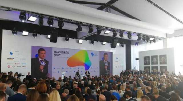 "Мы увольняем всех!" Зеленский заявил о масштабном перезапуске власти