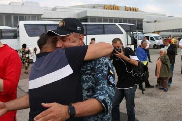 "Застывший ужас": Ивлева рассказала, как Россия встретила обменянных террористов