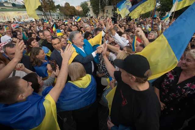 Кочетков: Почему Порошенко так уверен в своей безнаказанности