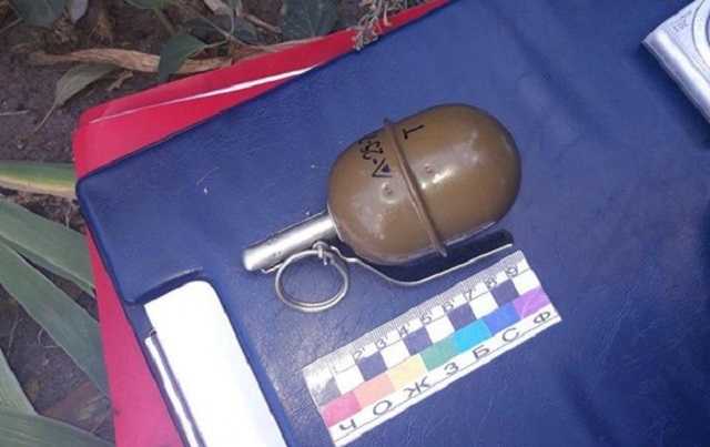 В Днепре задержали пьяного мужчину с гранатой