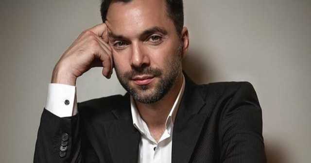 Арестович: Россия придумала новое нае@алово и может аннексировать Донбасс