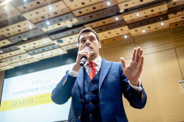 В Кабмине создали спецлинию для аграриев