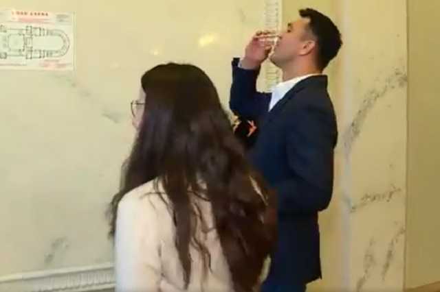 "Кто вы такая?" Нардеп-ресторатор опять нахамил журналистке и сбежал