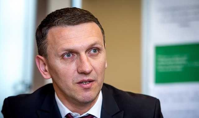 В кабинете директора ГБР Трубы обнаружили прослушку, - журналист