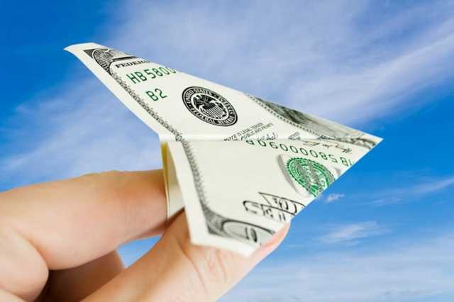 У НБУ назвали суму, яку українські заробітчани переказали до України за 2019 рік