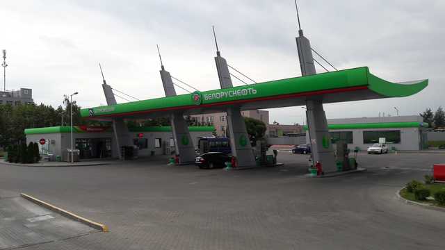 Беларусь ищет альтернативу российской нефти, – Лукашенко