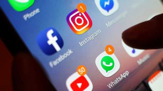 Украинская пенсионерка и 13-летняя девочка руководили многомиллионной страницей Facebook, агитирующей за Трампа