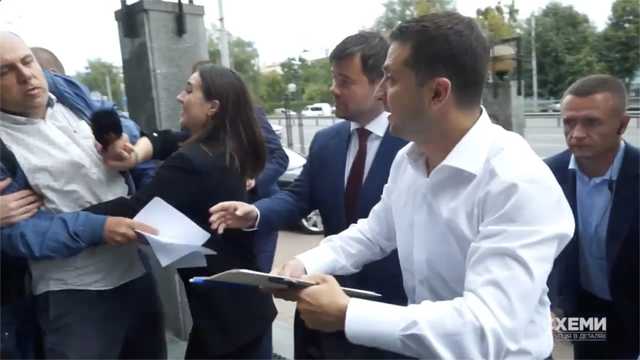 «Схемы» показали полное видео инцидента с Мендель и журналистом