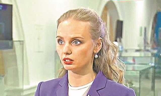 Bloomberg сообщил о тайной встрече дочери Путина с генетиками