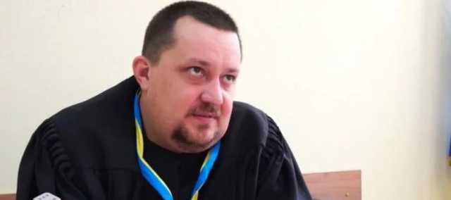 Судья Окружного админсуда Киева возомнил себя богом и отменил решение Верховного суда