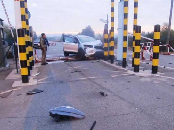 На Черниговщине пьяный водитель пытался штурмовать украинско-белорусскую границу