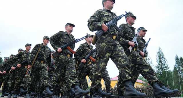 «Военкоматы ждут молодых ребят»: Тех, кто «косит», ждет административная и уголовная ответственность