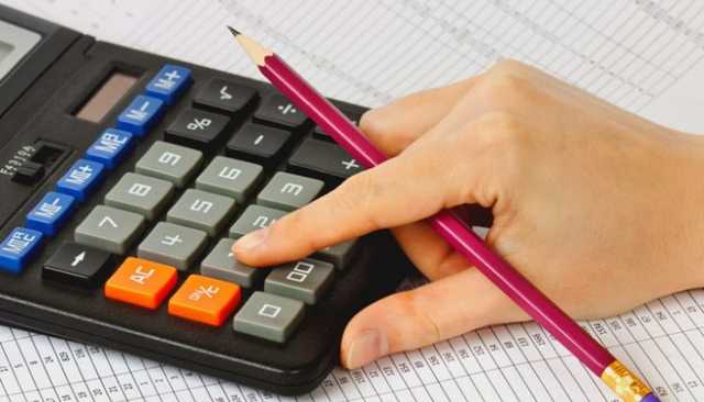 Расходы украинцев превышают их доходы на 23 млрд