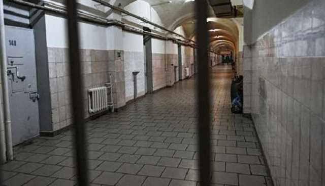 Мужчину, который развращал 7-летнюю девочку, отправили в СИЗО