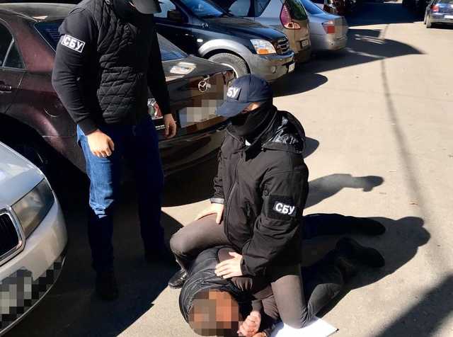 В Ужгороде на взятке попался чиновник-эколог