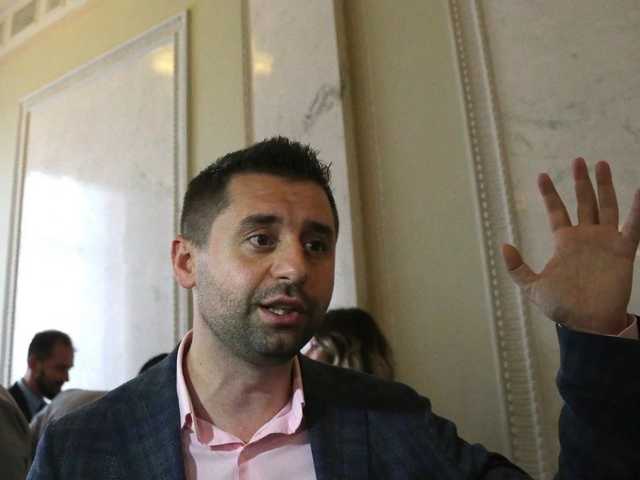 «Зрады» нет: Арахамия рассказал о главной цели «формулы Штайнмайера»