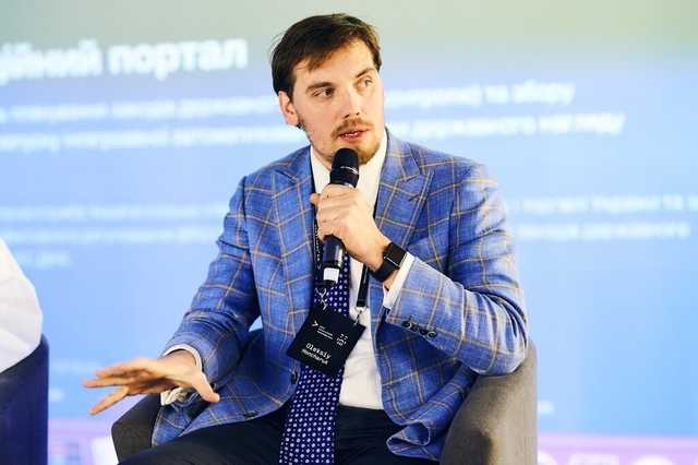 Гончарук тайно встретился с депутатами-мажоритарщиками: о чем говорили