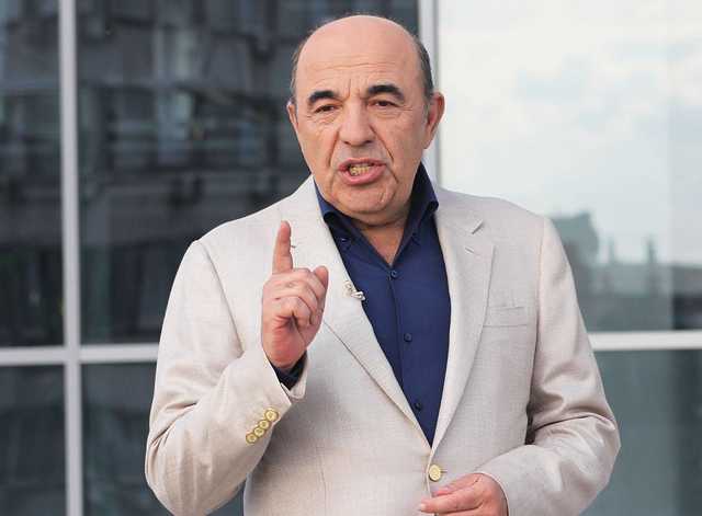 Рабінович заявив, що Південно-Східні регіони та Галичину Україні “подарував” СРСР