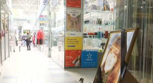 На Винничине молодая продавщица совершила самоубийство из-за недостачи в кассе