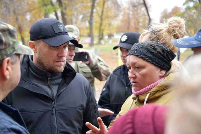 Отвод войск из Золотого и Катериновки: В полиции сделали заявление