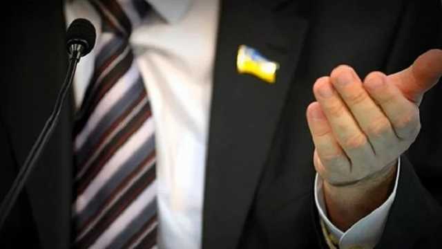 Во фракции "Слуги народа" представили проект изменений в законы об отмене депутатской неприкосновенности