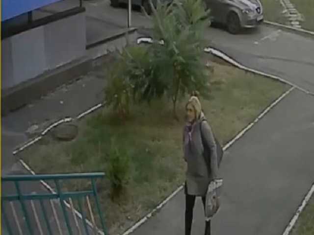 Совершила кражу в детском саду: наглая воровка в Киеве попала на видео