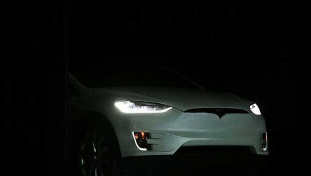 Владельцы Tesla ездят на волосок от смерти: обнаружен критический дефект