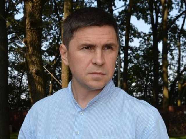 Михаил Подоляк: “Кто встанет во главе движа?”