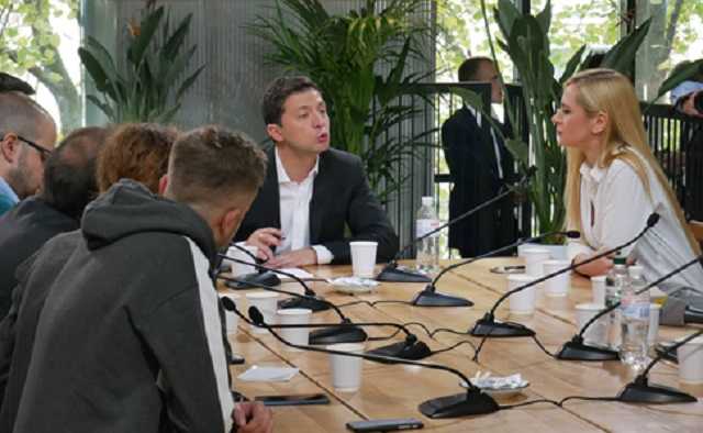 "Я ничего этого не боюсь": Зеленский рассказал, как Порошенко хочет устроить Майдан