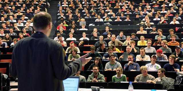 "Масоны придумали Украину!" Преподаватель украинского вуза оскандалился дерзким заявлением