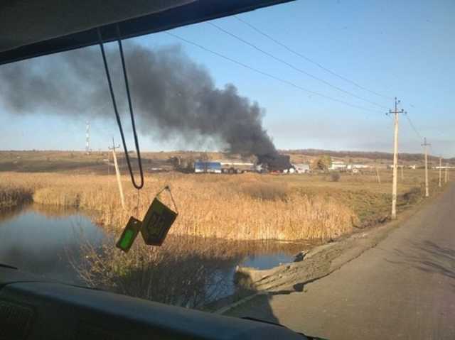 На территории агрофирмы в Луганской области взорвался бензовоз, пострадал водитель