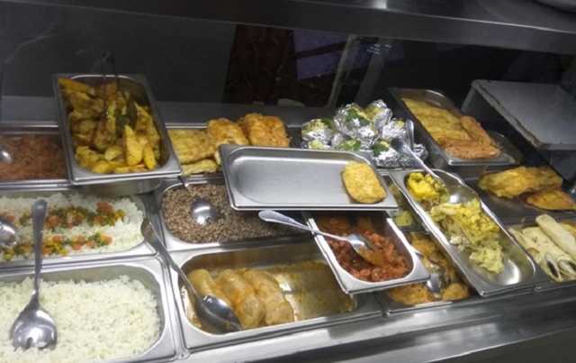 Массовое отравление на Львовщине: Фабрика еды упекла в больницу 8 человек