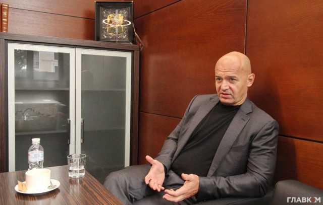 Кононенко в Стамбуле опроверг заявление Лещенко о его задержании в Борисполе