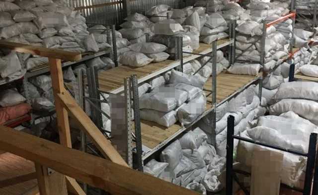 В Киеве СБУ изъяла контрабандный брендовый товар на 100 млн