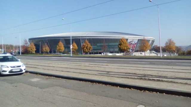 «Вечером ходить опасно даже с оружием»: донецкий блогер показал «другой» Донецк